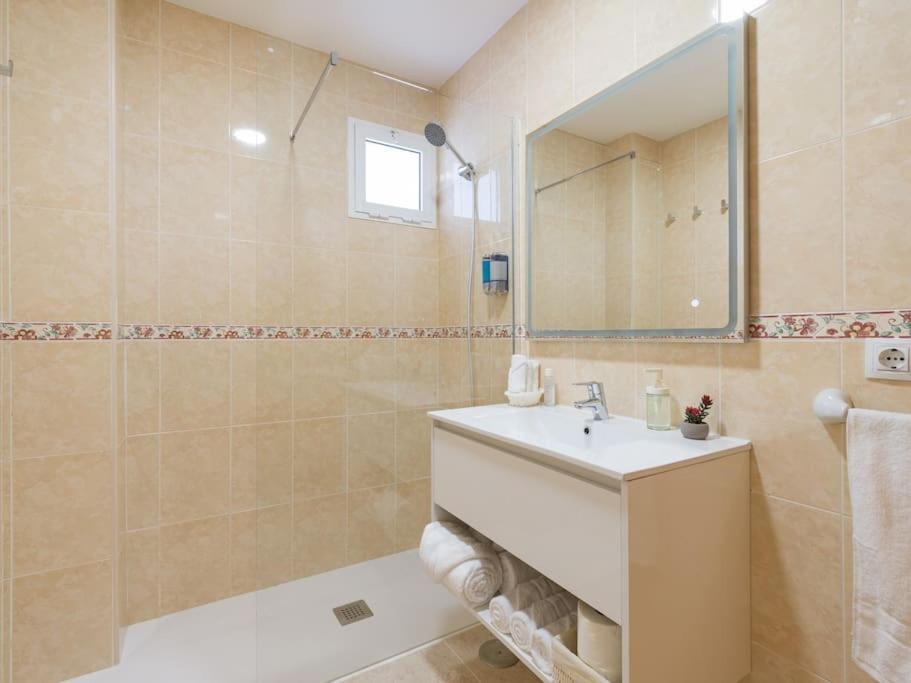 Vivienda Vacacional Irene Arinaga Exteriör bild